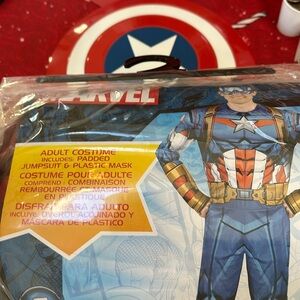 Marvel Captain America Costume Adult size small